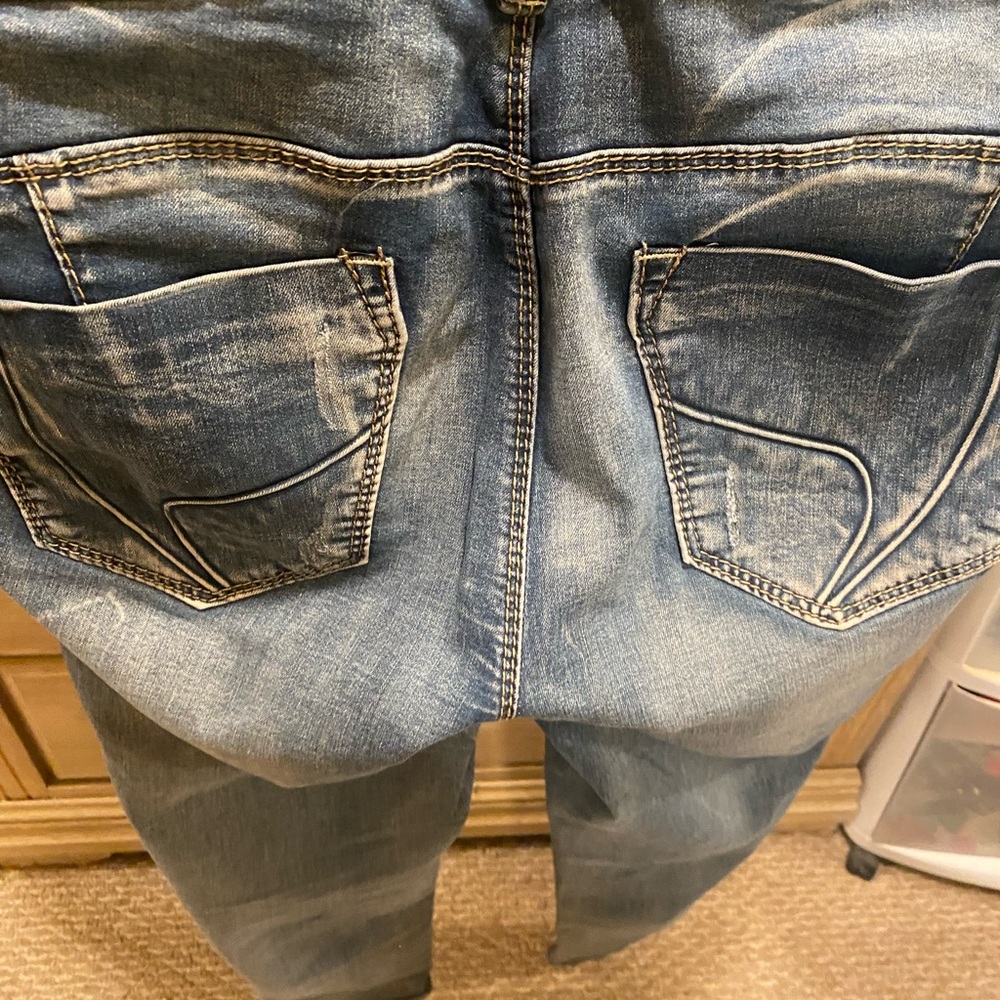 Women's Relaxed Fit Light Blue Jeans